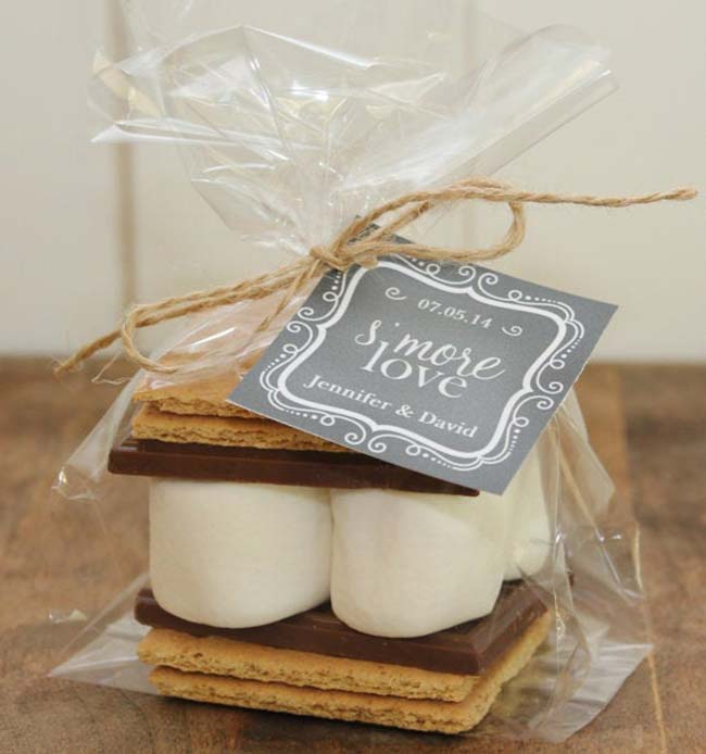 Winter Wedding Favors That Will Melt Your Heart