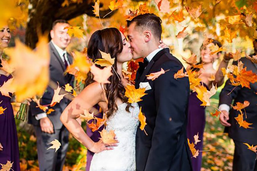 10 Reasons Why Fall Is Our Favorite Wedding Season