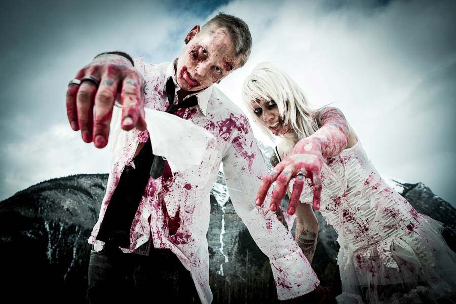 10 Reasons To Most Definitely Have A Halloween Wedding